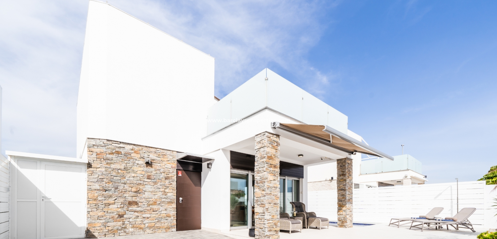 Wederverkoop - Vrijstaande Villa - Urb. El Oasis - La Marina