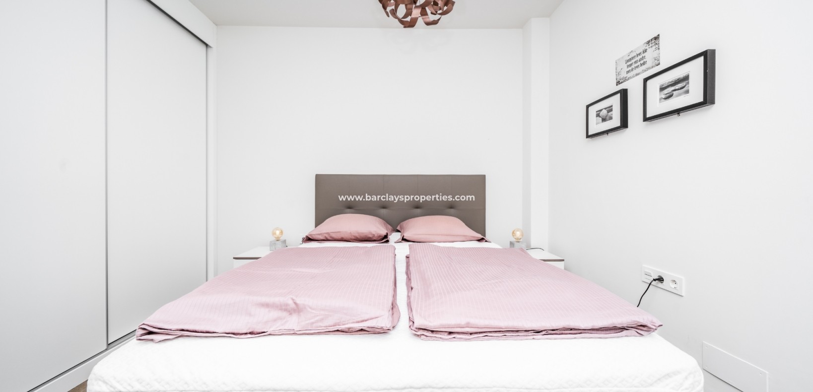 Wederverkoop - Vrijstaande Villa - Urb. El Oasis - La Marina