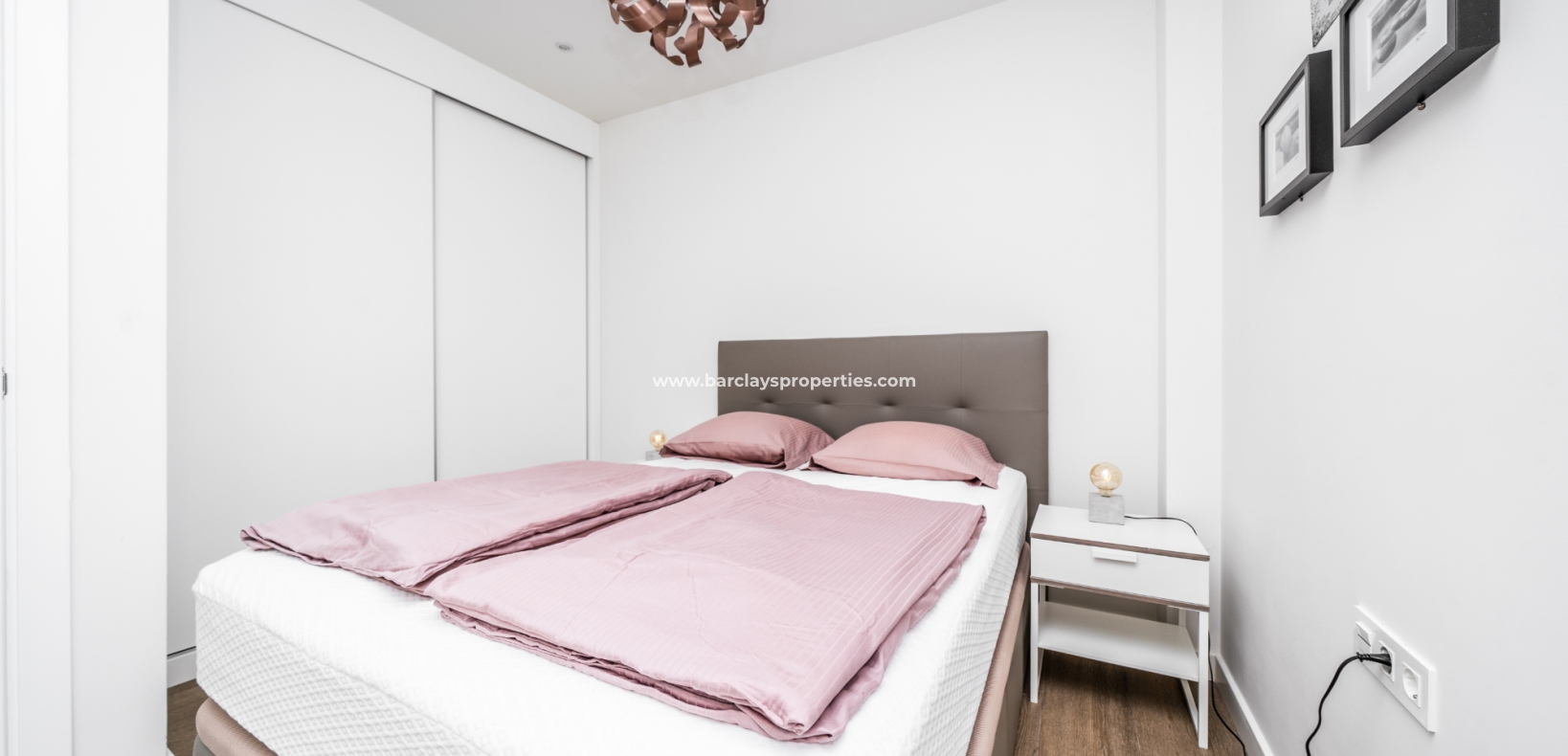 Wederverkoop - Vrijstaande Villa - Urb. El Oasis - La Marina