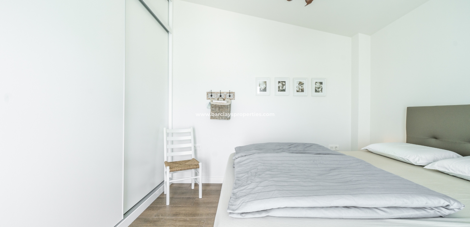 Wederverkoop - Vrijstaande Villa - Urb. El Oasis - La Marina