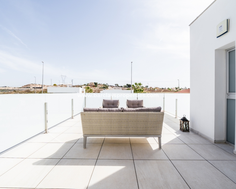 Wederverkoop - Vrijstaande Villa - Urb. El Oasis - La Marina