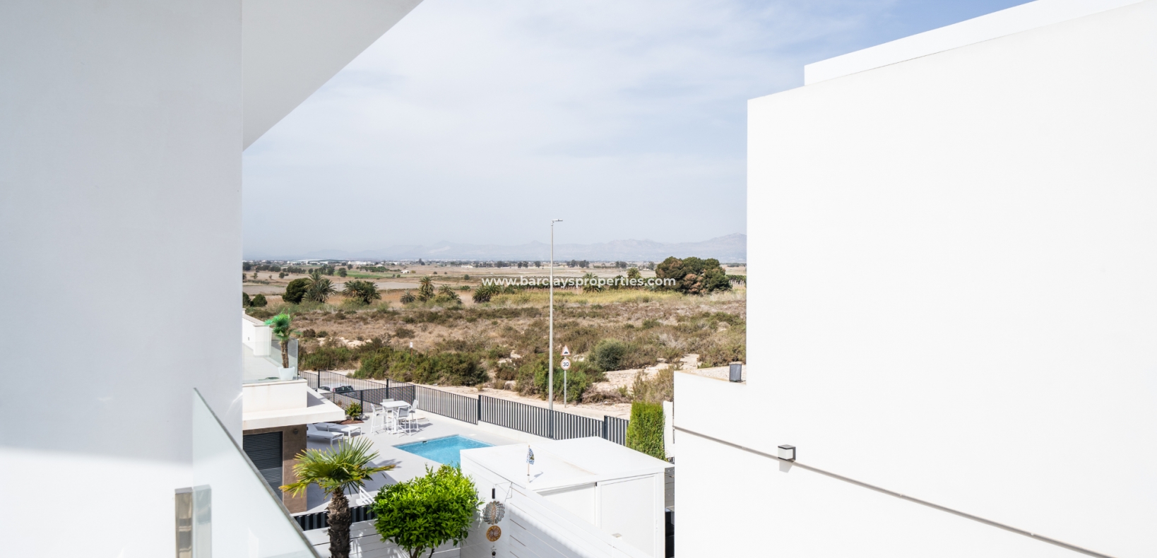 Wederverkoop - Vrijstaande Villa - Urb. El Oasis - La Marina