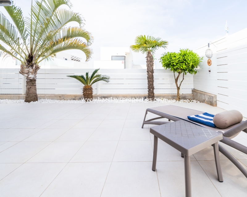 Wederverkoop - Vrijstaande Villa - Urb. El Oasis - La Marina