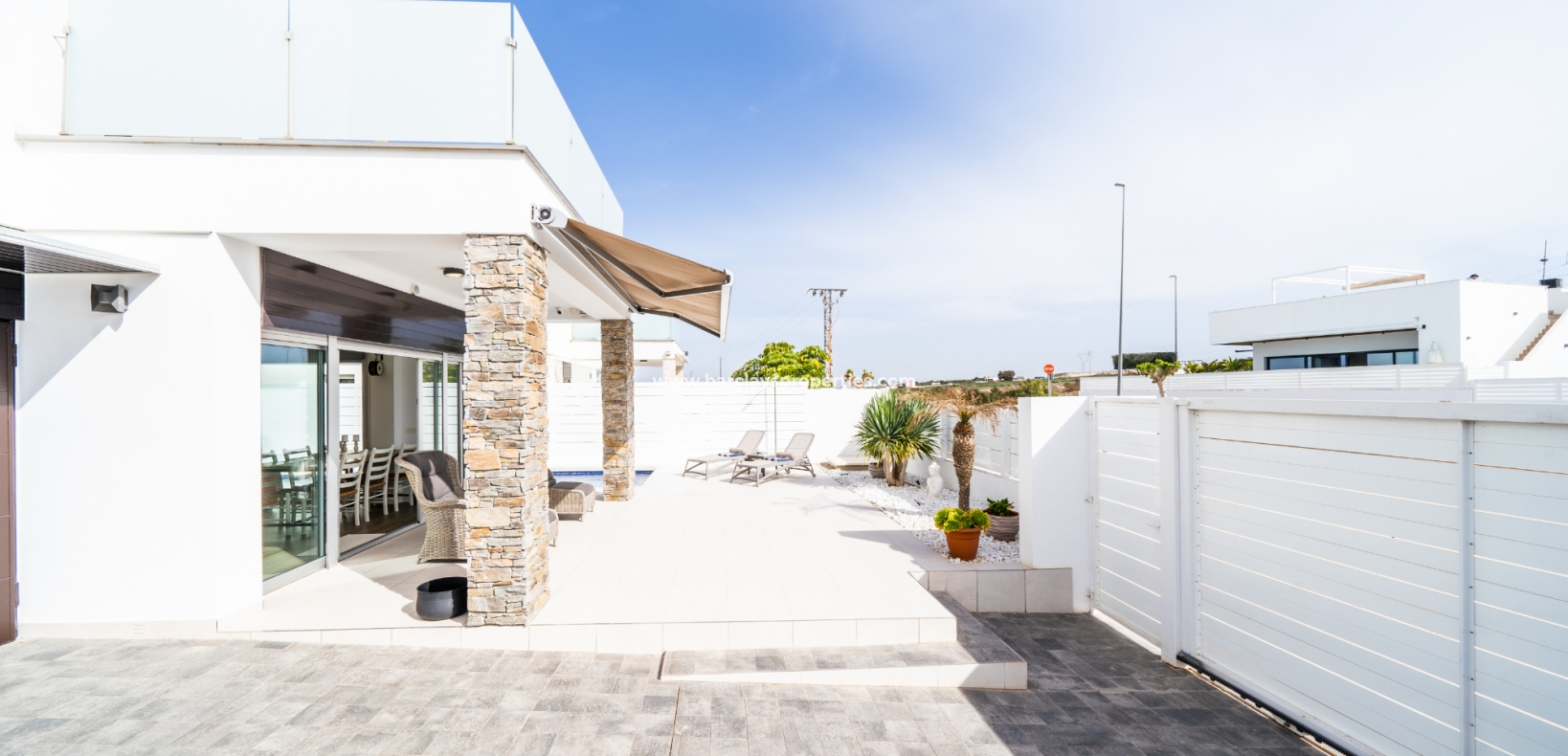 Wederverkoop - Vrijstaande Villa - Urb. El Oasis - La Marina