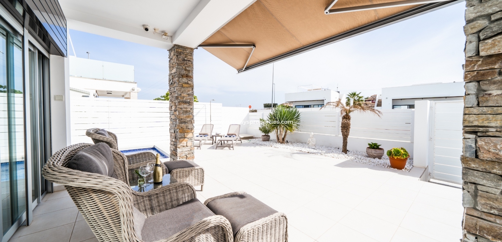 Wederverkoop - Vrijstaande Villa - Urb. El Oasis - La Marina