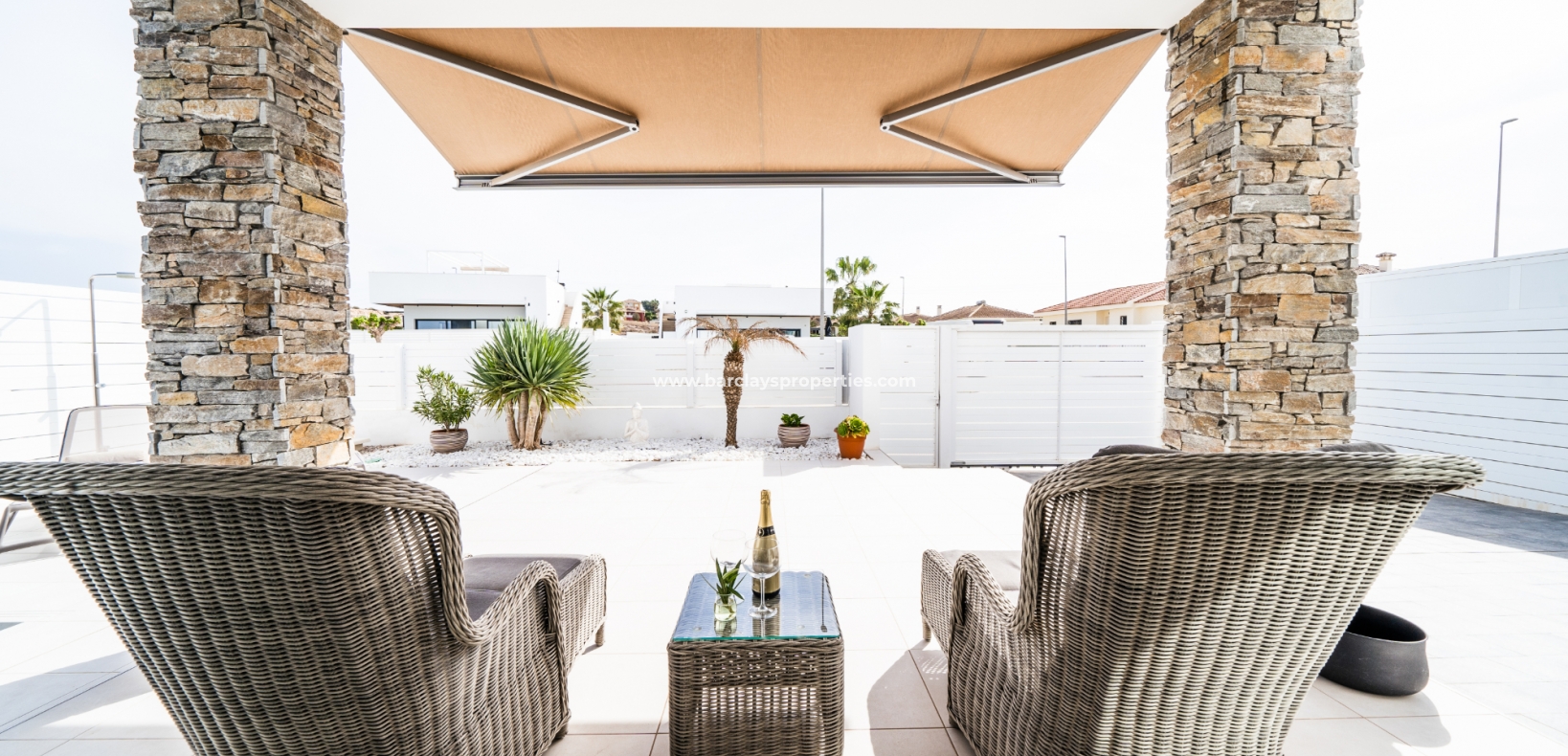 Wederverkoop - Vrijstaande Villa - Urb. El Oasis - La Marina