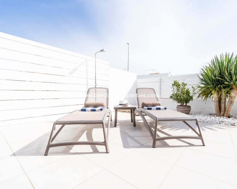 Wederverkoop - Vrijstaande Villa - Urb. El Oasis - La Marina