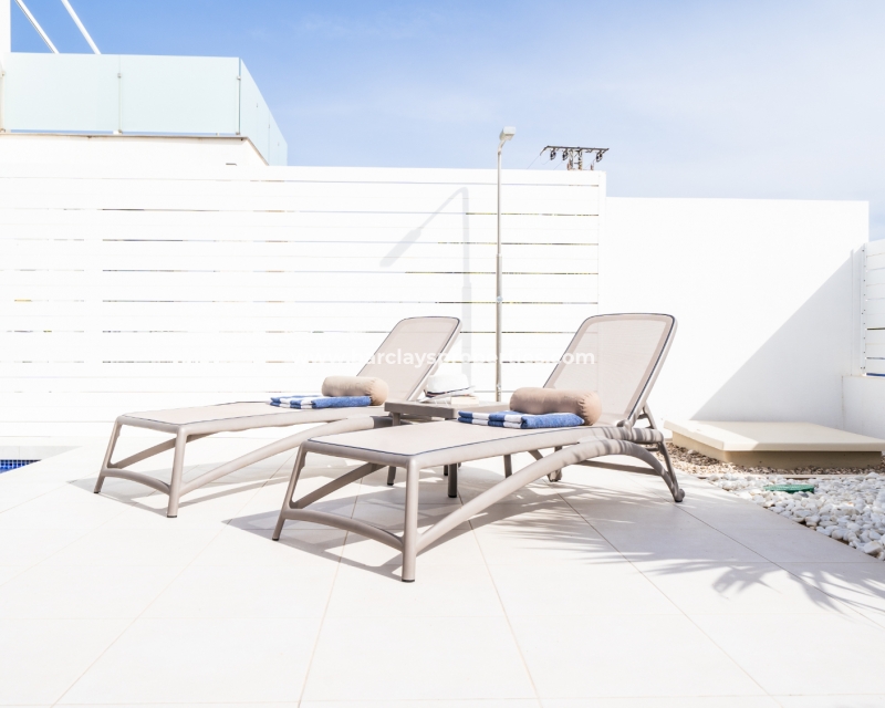 Wederverkoop - Vrijstaande Villa - Urb. El Oasis - La Marina