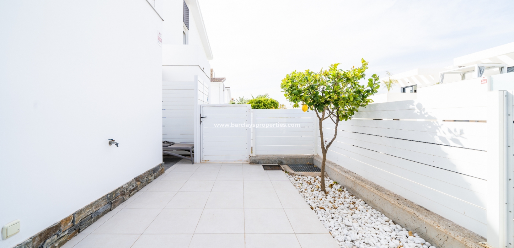 Wederverkoop - Vrijstaande Villa - Urb. El Oasis - La Marina