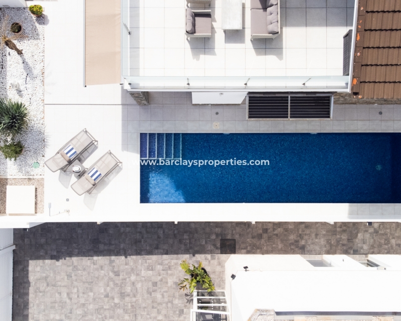 Wederverkoop - Vrijstaande Villa - Urb. El Oasis - La Marina