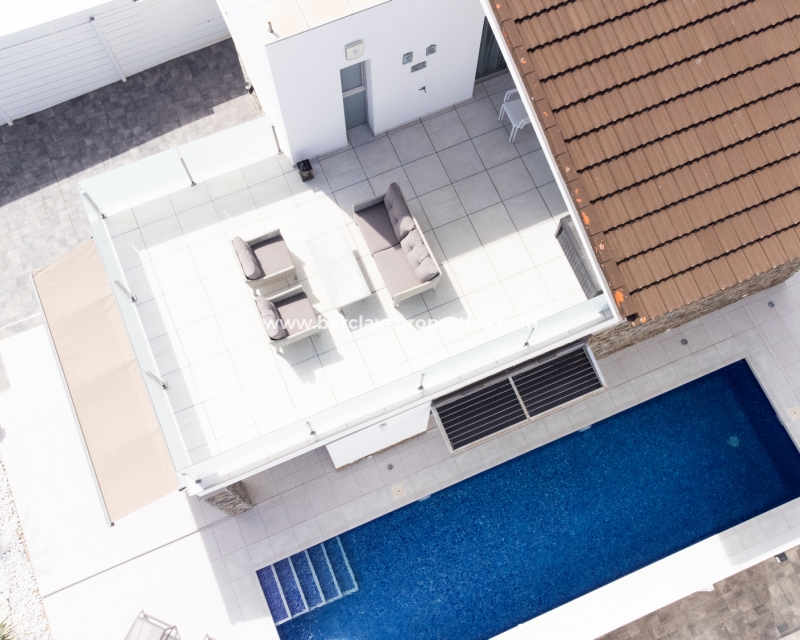 Wederverkoop - Vrijstaande Villa - Urb. El Oasis - La Marina