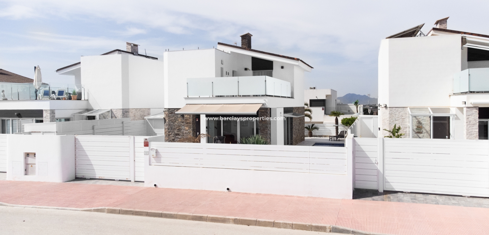 Wederverkoop - Vrijstaande Villa - Urb. El Oasis - La Marina