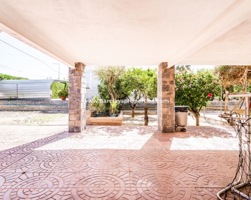 Wederverkoop - Vrijstaande Villa - Urb. El Oasis - La Marina