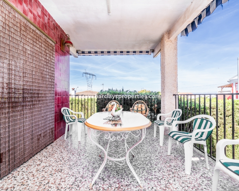 Wederverkoop - Vrijstaande Villa - Urb. El Oasis - La Marina