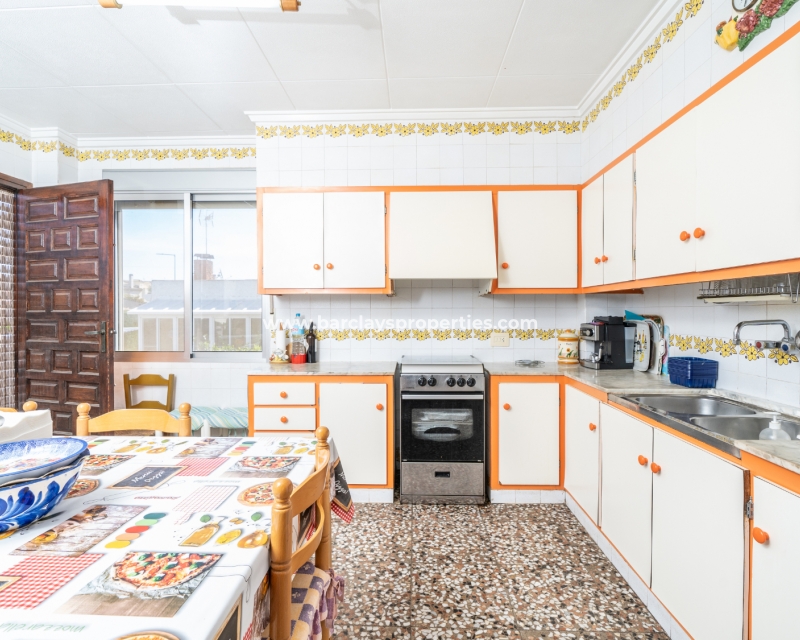 Wederverkoop - Vrijstaande Villa - Urb. El Oasis - La Marina