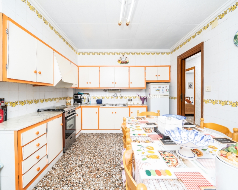 Wederverkoop - Vrijstaande Villa - Urb. El Oasis - La Marina