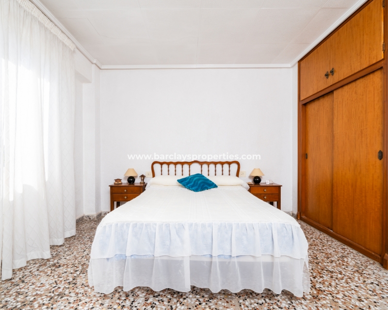 Wederverkoop - Vrijstaande Villa - Urb. El Oasis - La Marina