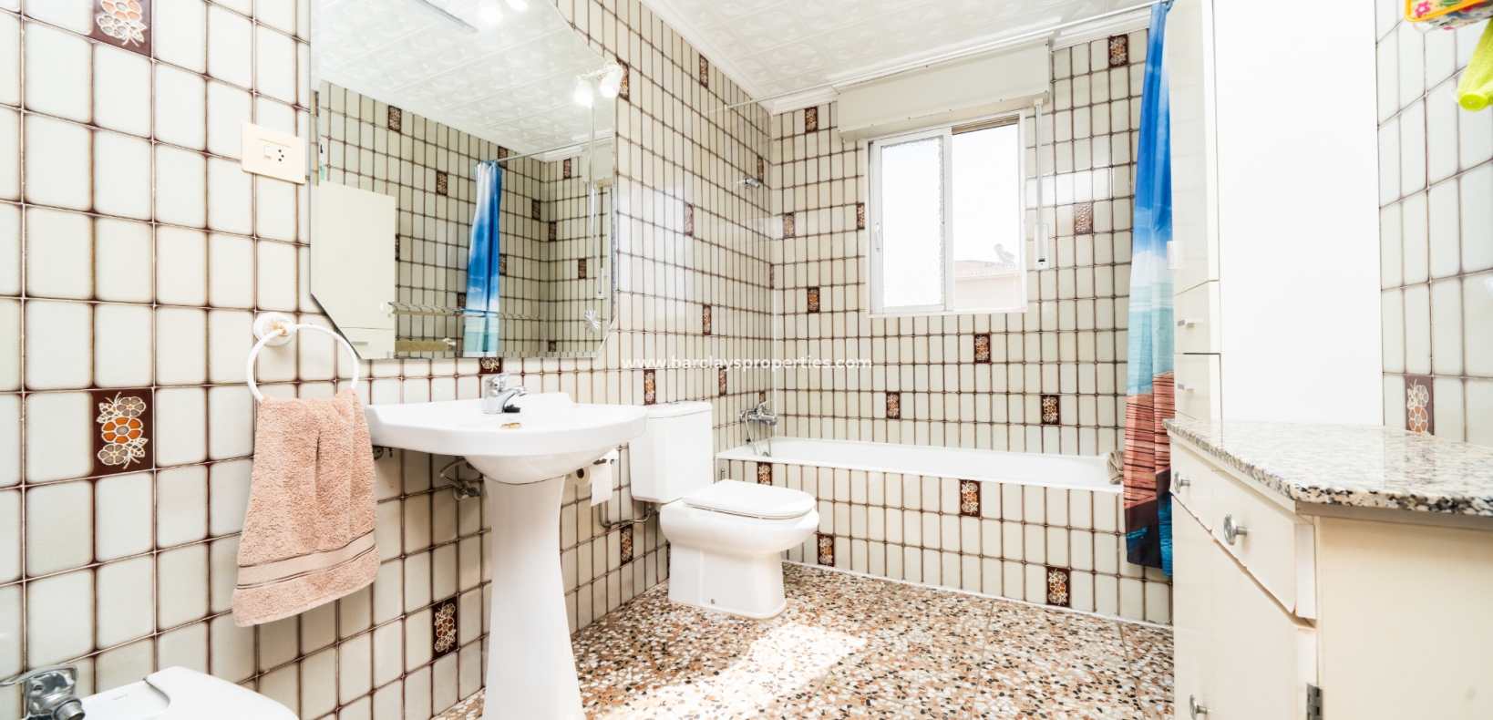 Wederverkoop - Vrijstaande Villa - Urb. El Oasis - La Marina