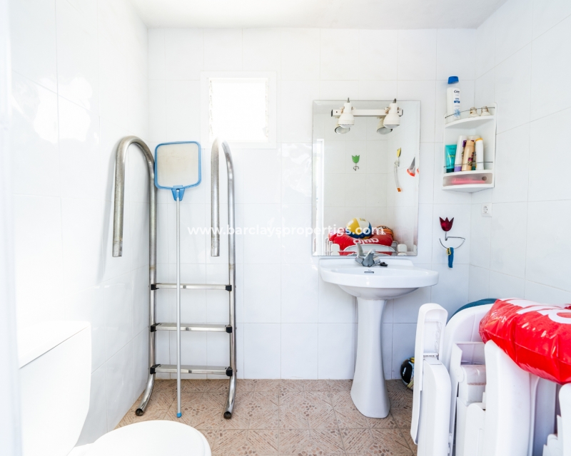 Wederverkoop - Vrijstaande Villa - Urb. El Oasis - La Marina