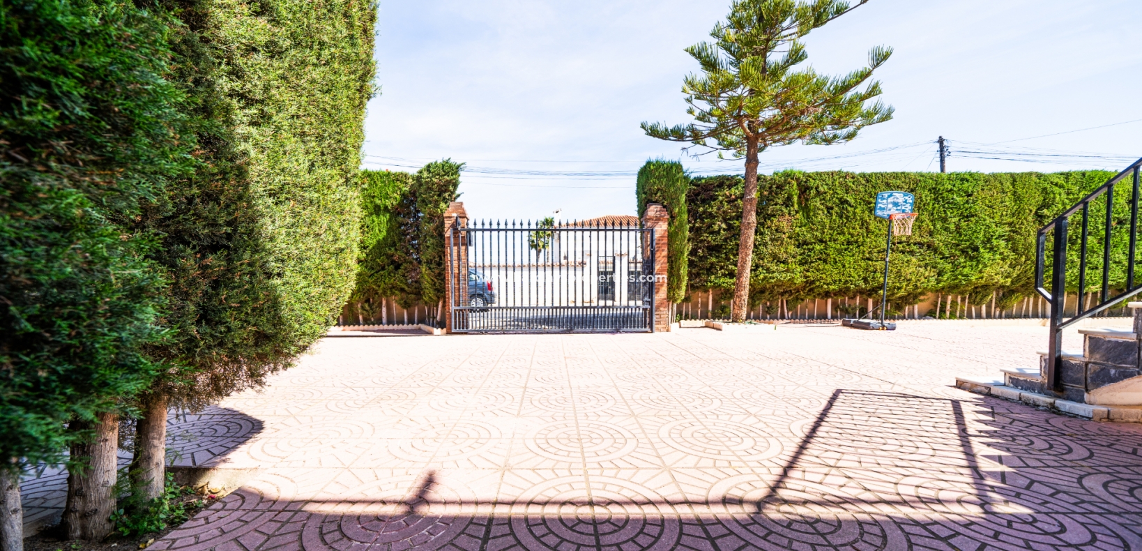 Wederverkoop - Vrijstaande Villa - Urb. El Oasis - La Marina