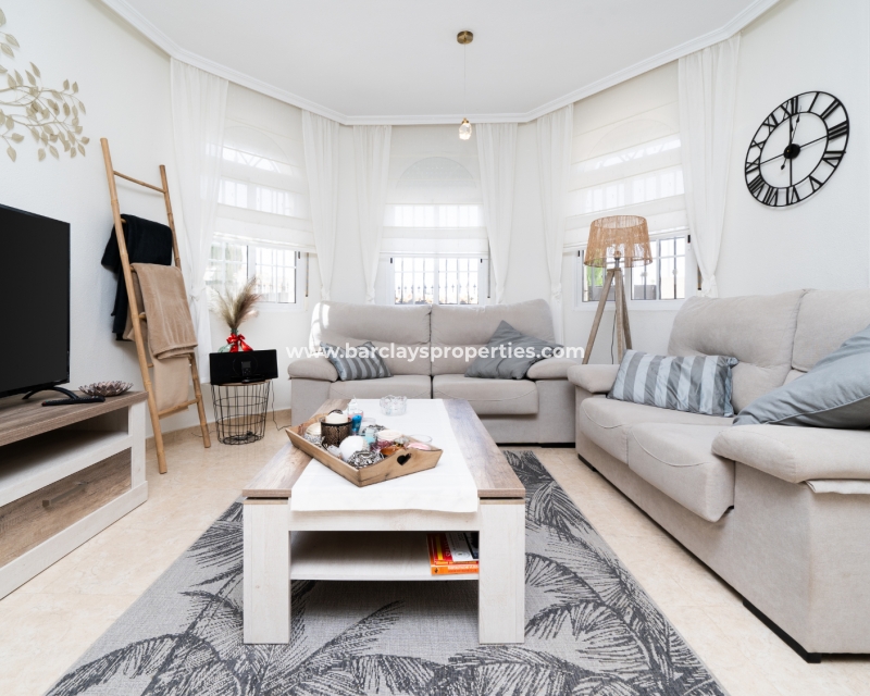 Wederverkoop - Vrijstaande Villa - Urb. El Oasis - La Marina