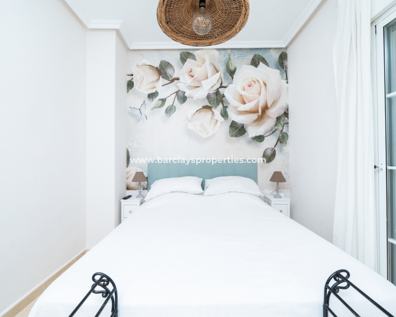 Wederverkoop - Vrijstaande Villa - Urb. El Oasis - La Marina