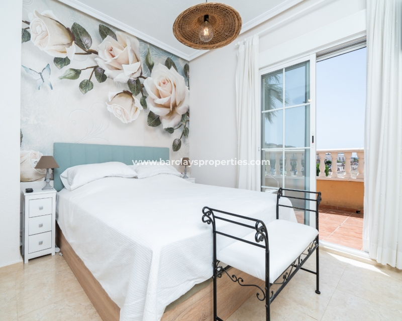 Wederverkoop - Vrijstaande Villa - Urb. El Oasis - La Marina