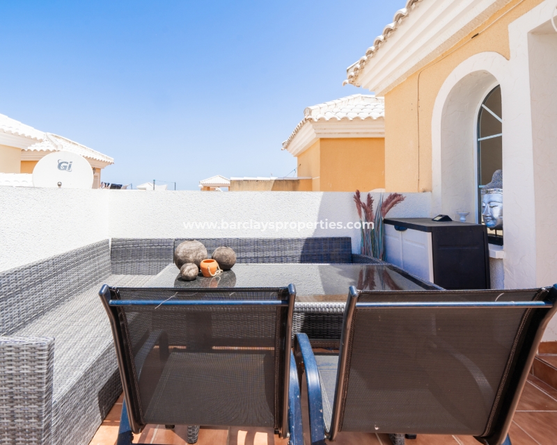 Wederverkoop - Vrijstaande Villa - Urb. El Oasis - La Marina