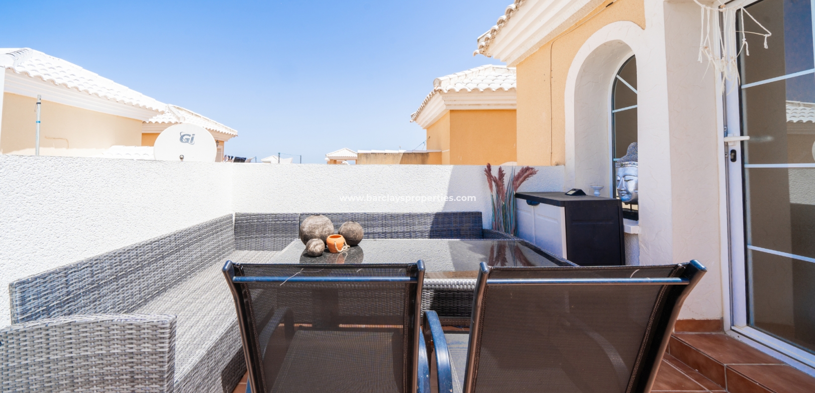 Wederverkoop - Vrijstaande Villa - Urb. El Oasis - La Marina