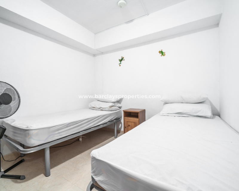 Wederverkoop - Vrijstaande Villa - Urb. El Oasis - La Marina