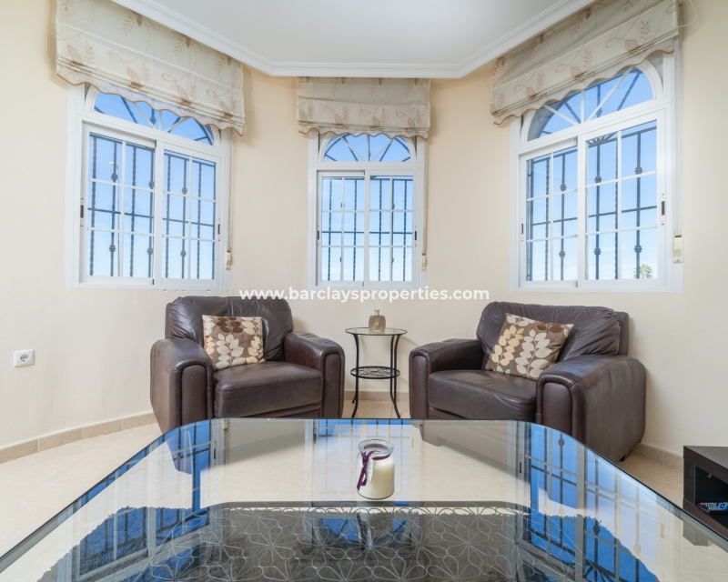 Wederverkoop - Vrijstaande Villa - Urb. El Oasis - La Marina