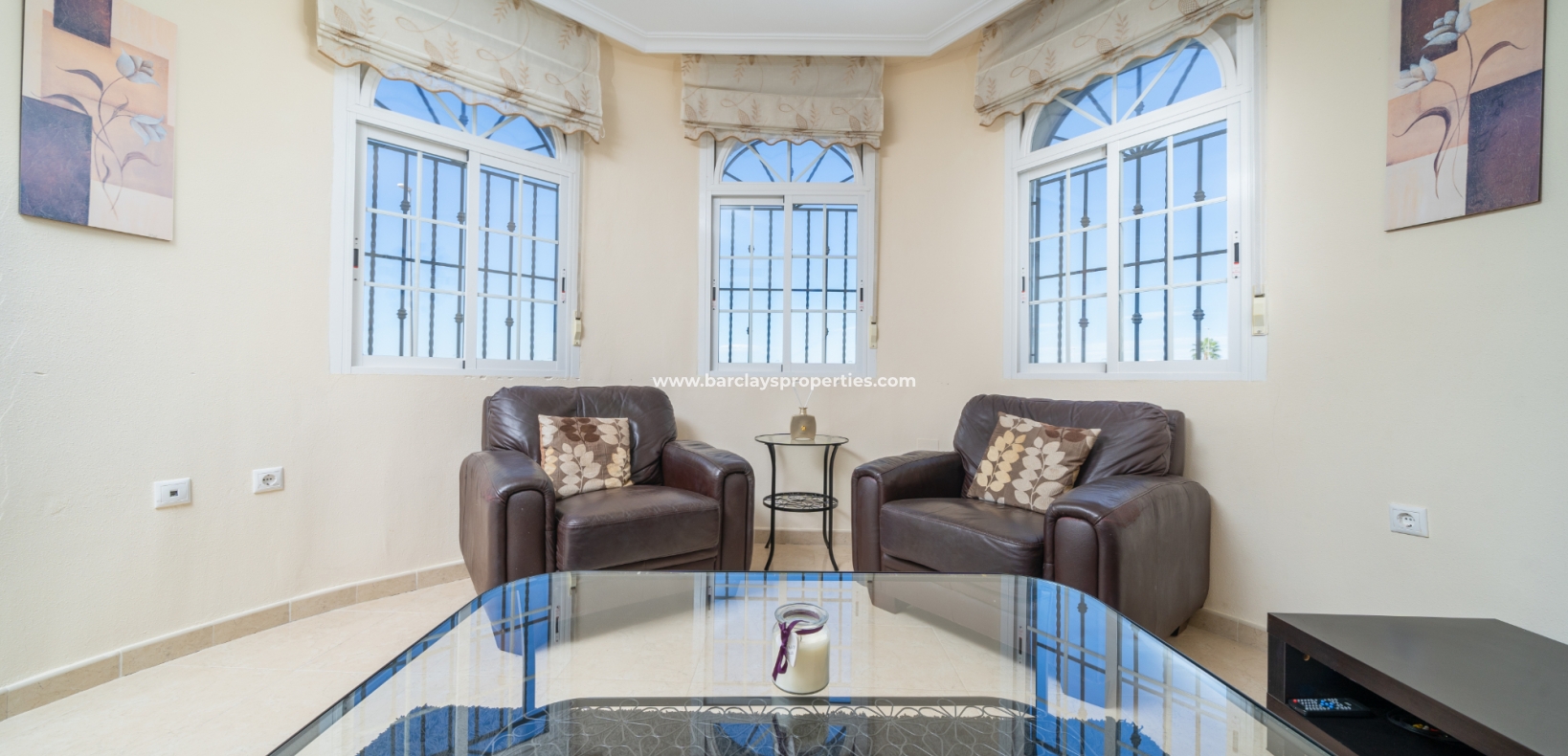 Wederverkoop - Vrijstaande Villa - Urb. El Oasis - La Marina