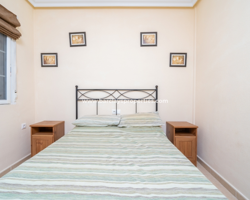 Wederverkoop - Vrijstaande Villa - Urb. El Oasis - La Marina