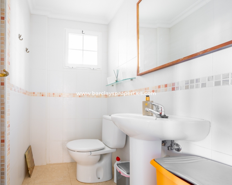 Wederverkoop - Vrijstaande Villa - Urb. El Oasis - La Marina