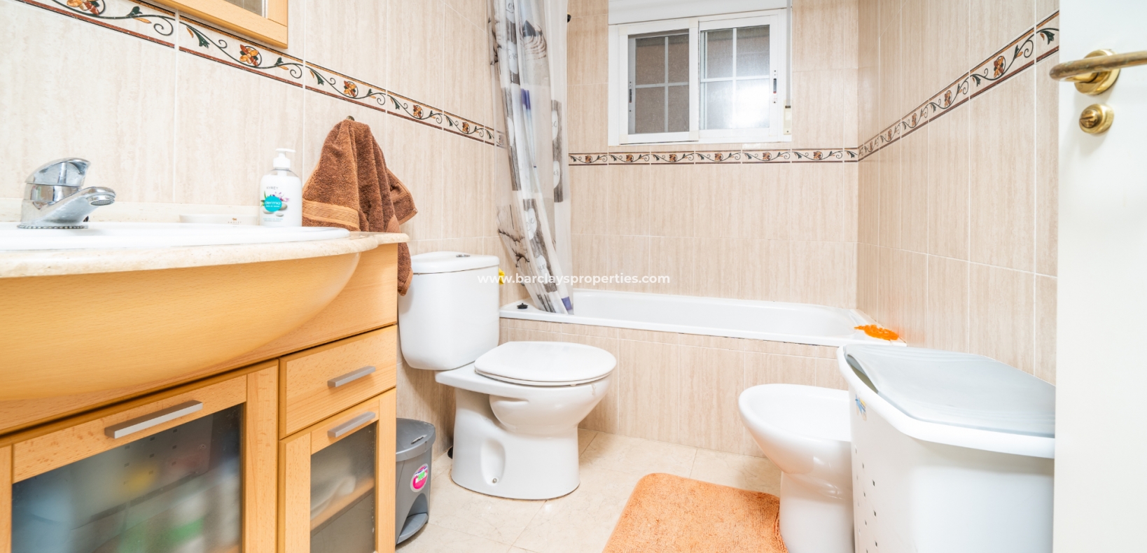 Wederverkoop - Vrijstaande Villa - Urb. El Oasis - La Marina