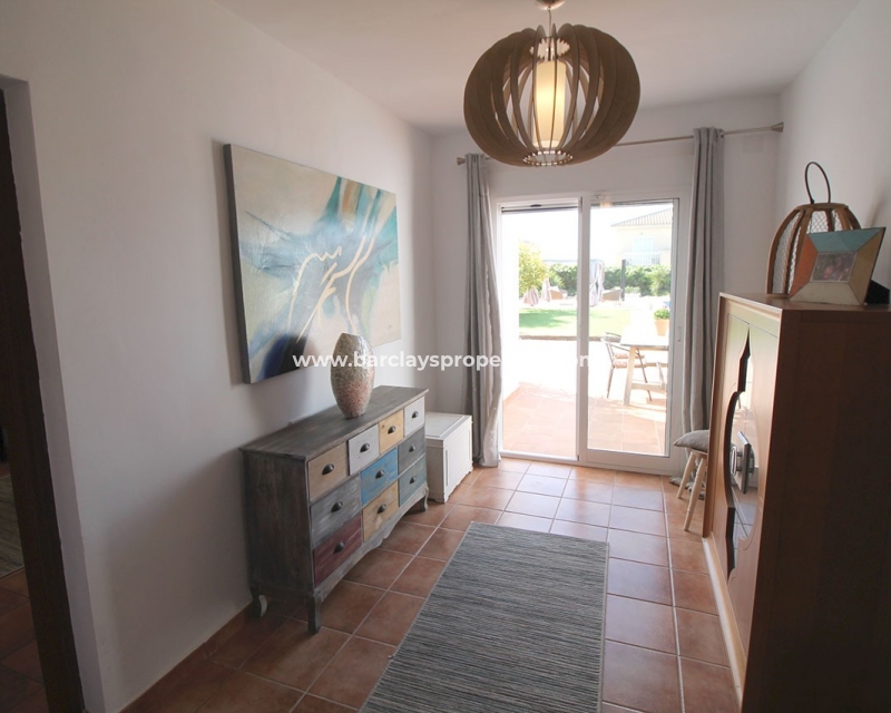 Wederverkoop - Vrijstaande Villa - Urb. El Oasis - La Marina