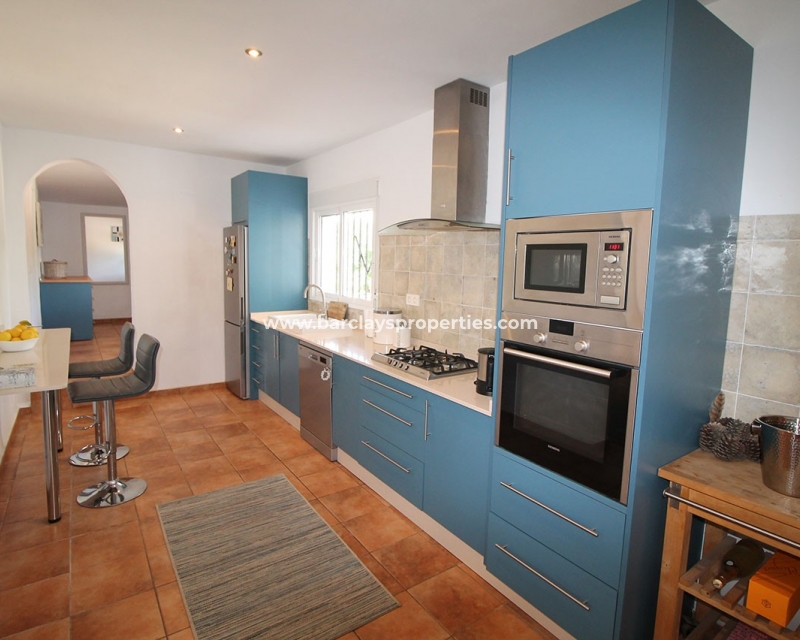 Wederverkoop - Vrijstaande Villa - Urb. El Oasis - La Marina