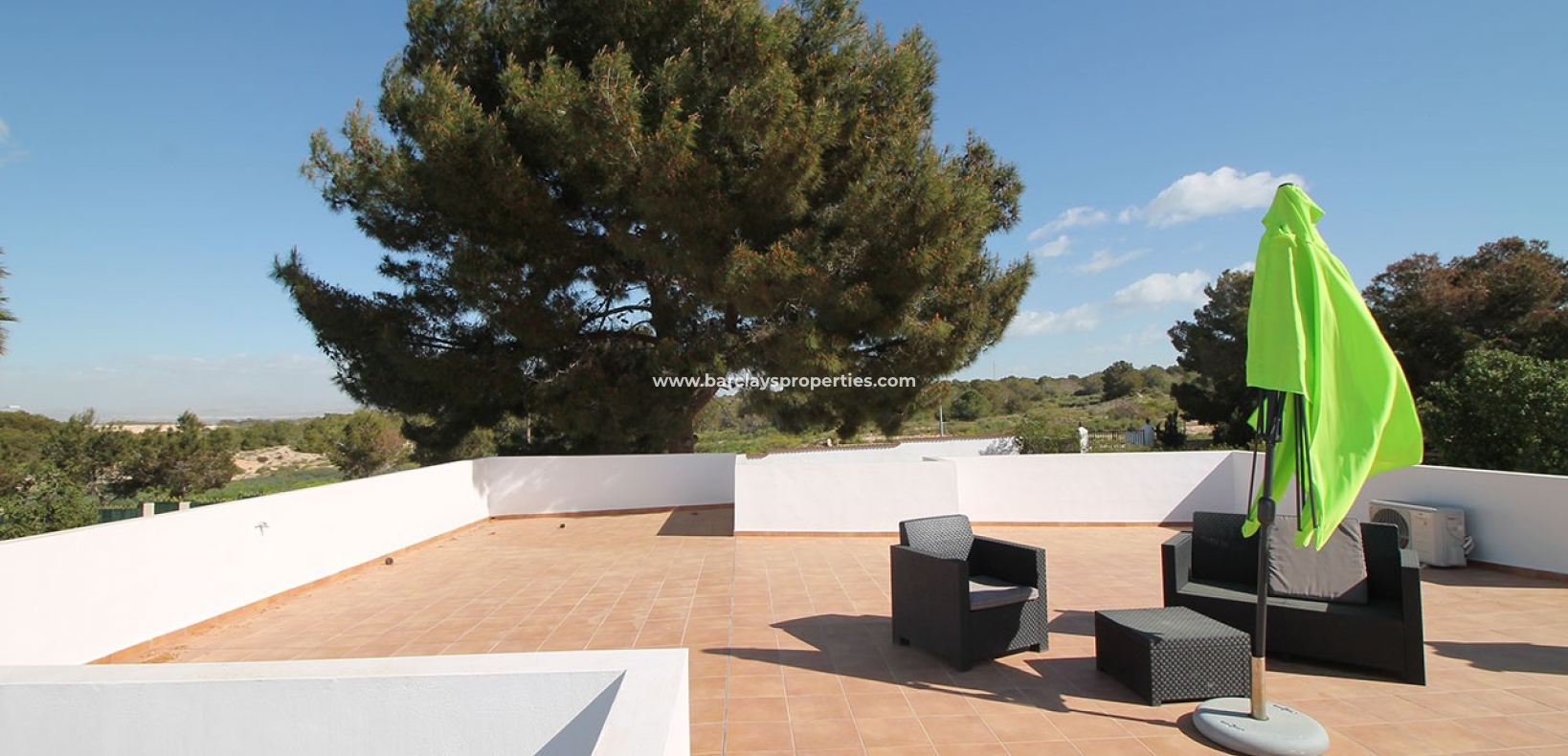 Wederverkoop - Vrijstaande Villa - Urb. El Oasis - La Marina