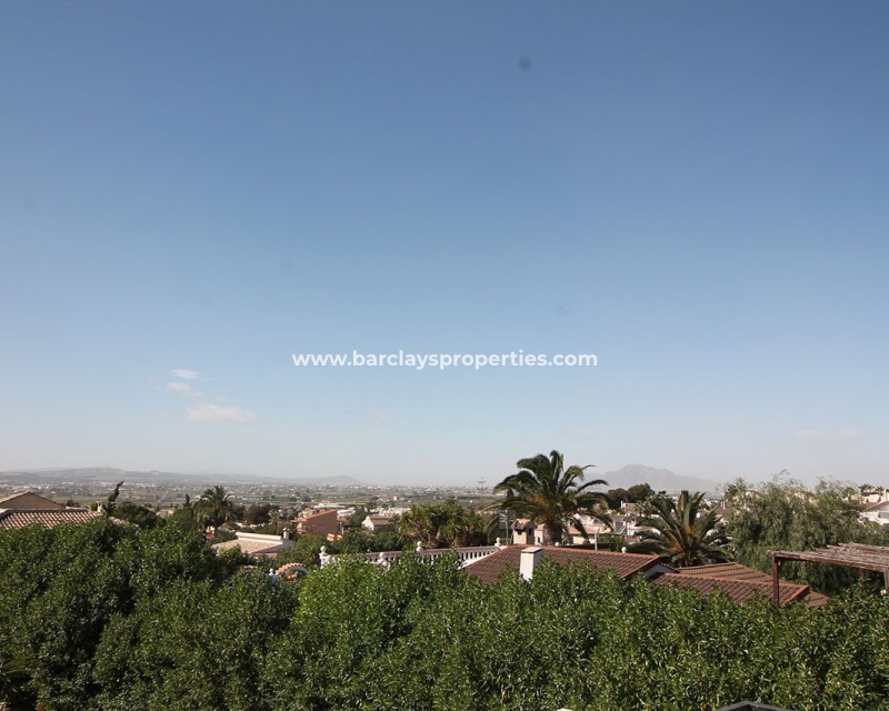 Wederverkoop - Vrijstaande Villa - Urb. El Oasis - La Marina