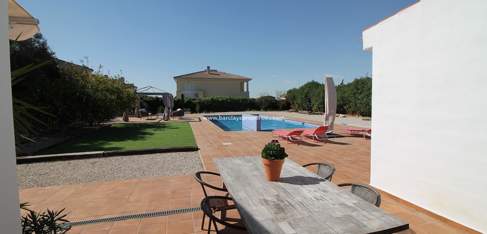 Wederverkoop - Vrijstaande Villa - Urb. El Oasis - La Marina