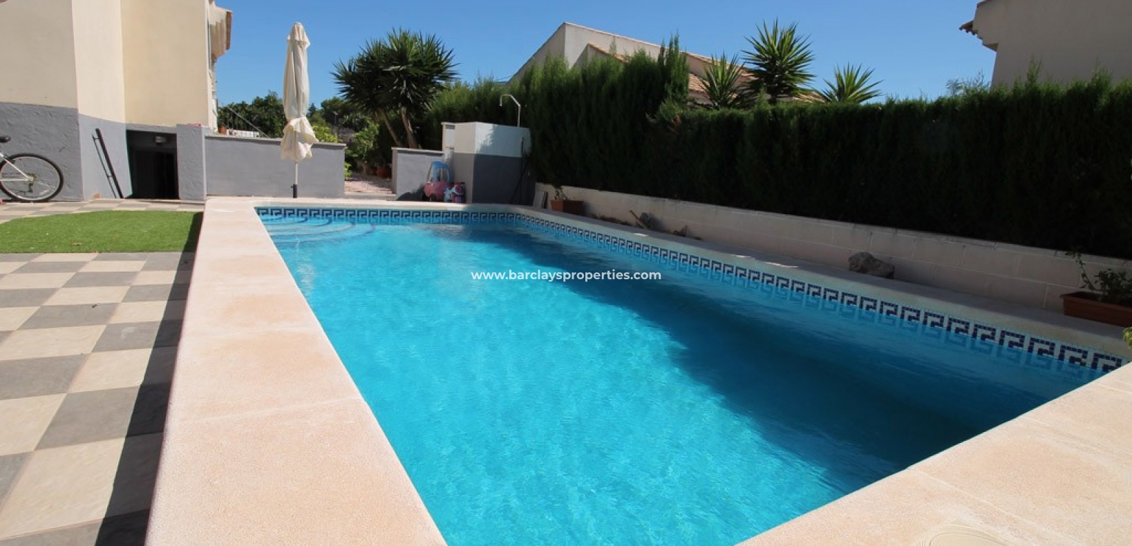 Wederverkoop - Vrijstaande Villa - Urb. El Oasis - La Marina