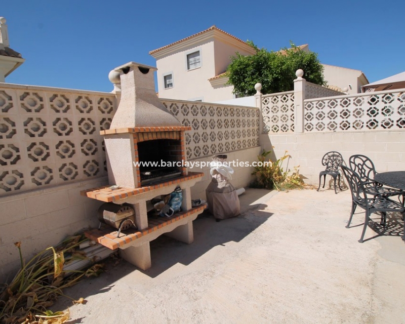 Wederverkoop - Vrijstaande Villa - Urb. El Oasis - La Marina