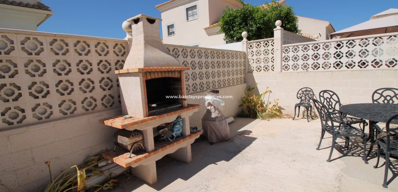 Wederverkoop - Vrijstaande Villa - Urb. El Oasis - La Marina