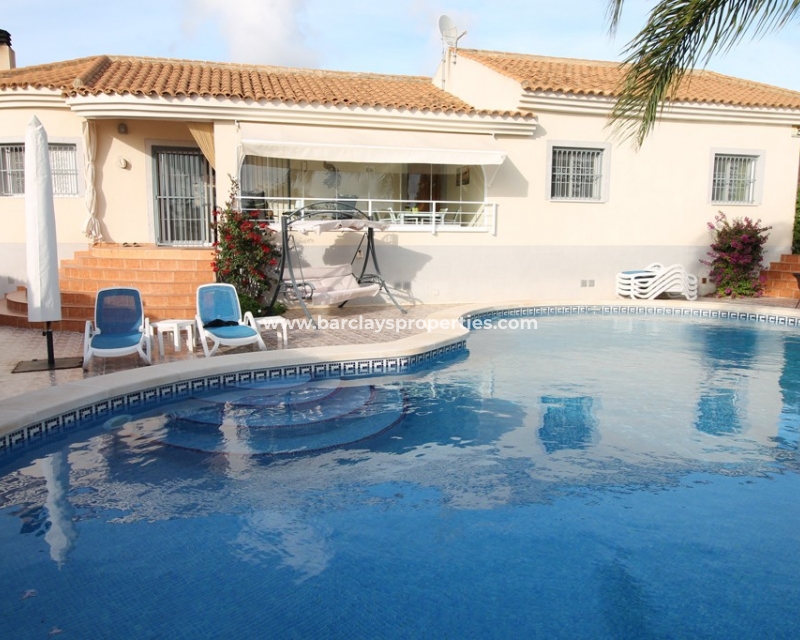 Wederverkoop - Vrijstaande Villa - Urb. El Oasis - La Marina