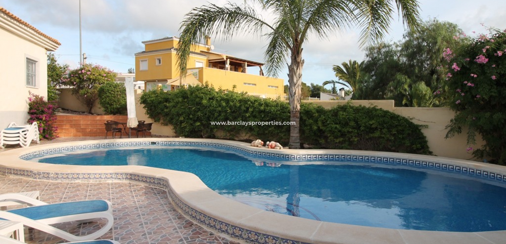 Wederverkoop - Vrijstaande Villa - Urb. El Oasis - La Marina