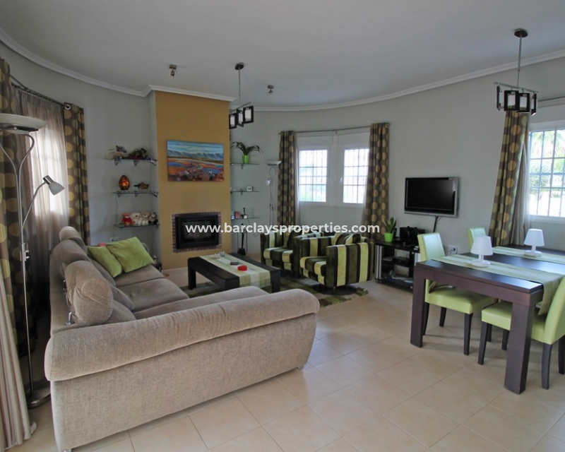 Wederverkoop - Vrijstaande Villa - Urb. El Oasis - La Marina