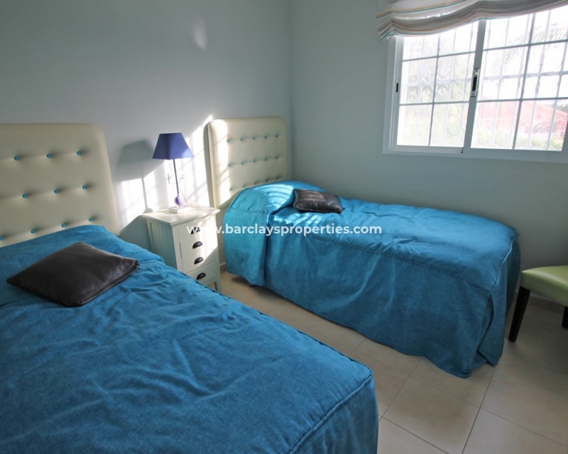 Wederverkoop - Vrijstaande Villa - Urb. El Oasis - La Marina