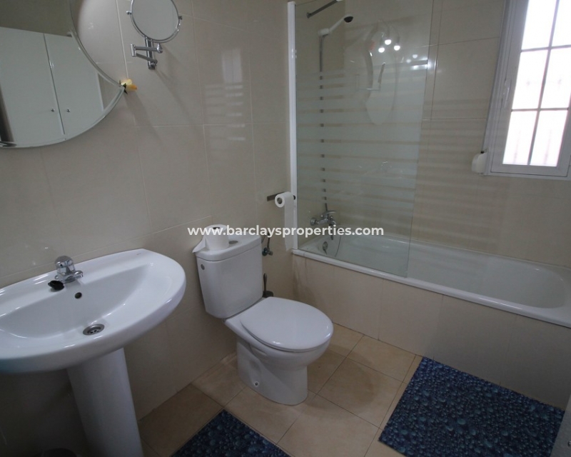 Wederverkoop - Vrijstaande Villa - Urb. El Oasis - La Marina