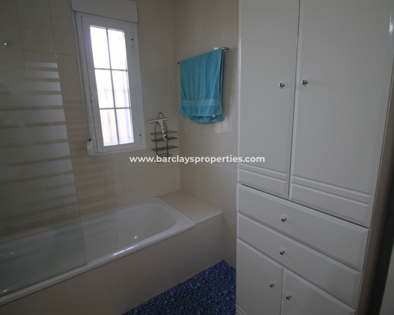 Wederverkoop - Vrijstaande Villa - Urb. El Oasis - La Marina