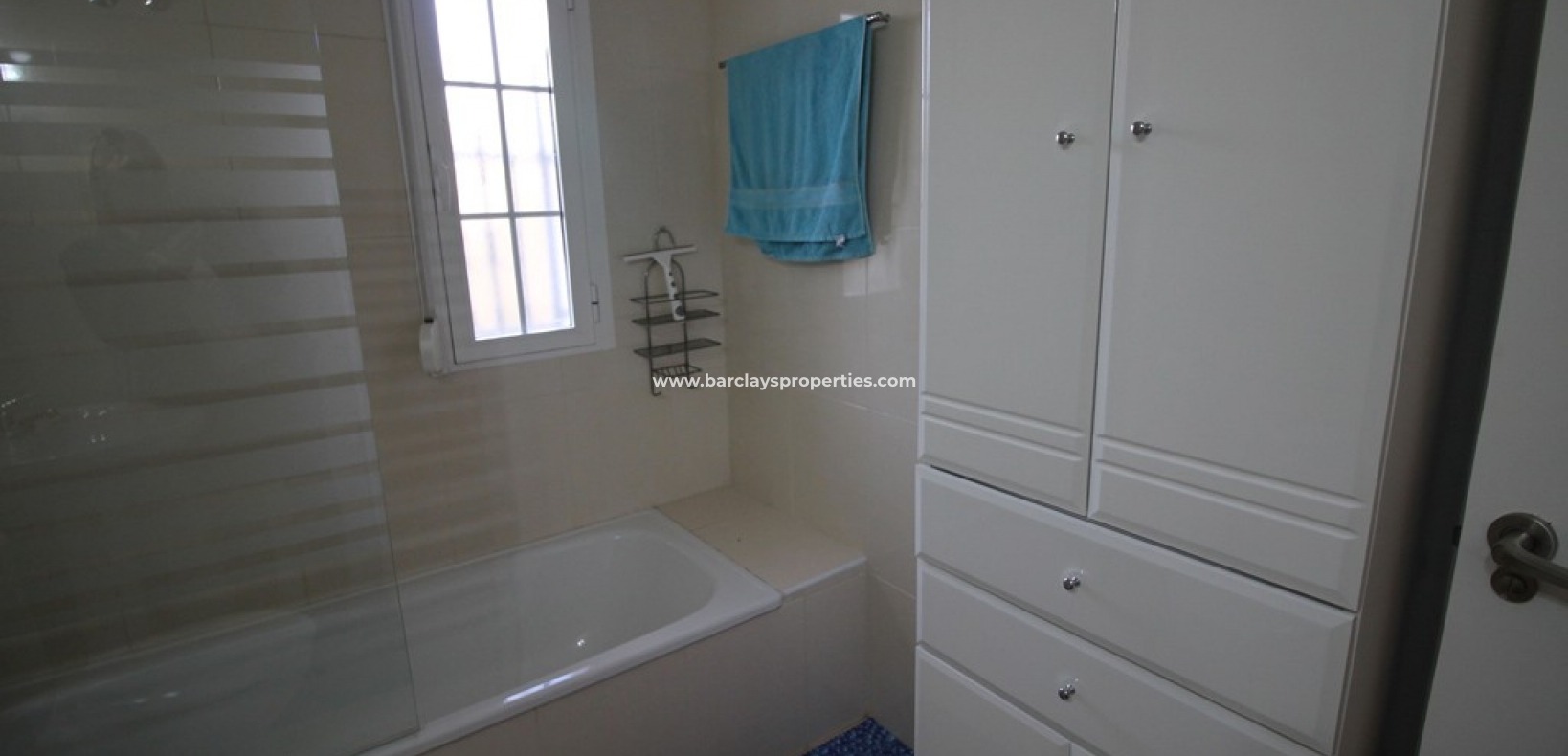 Wederverkoop - Vrijstaande Villa - Urb. El Oasis - La Marina